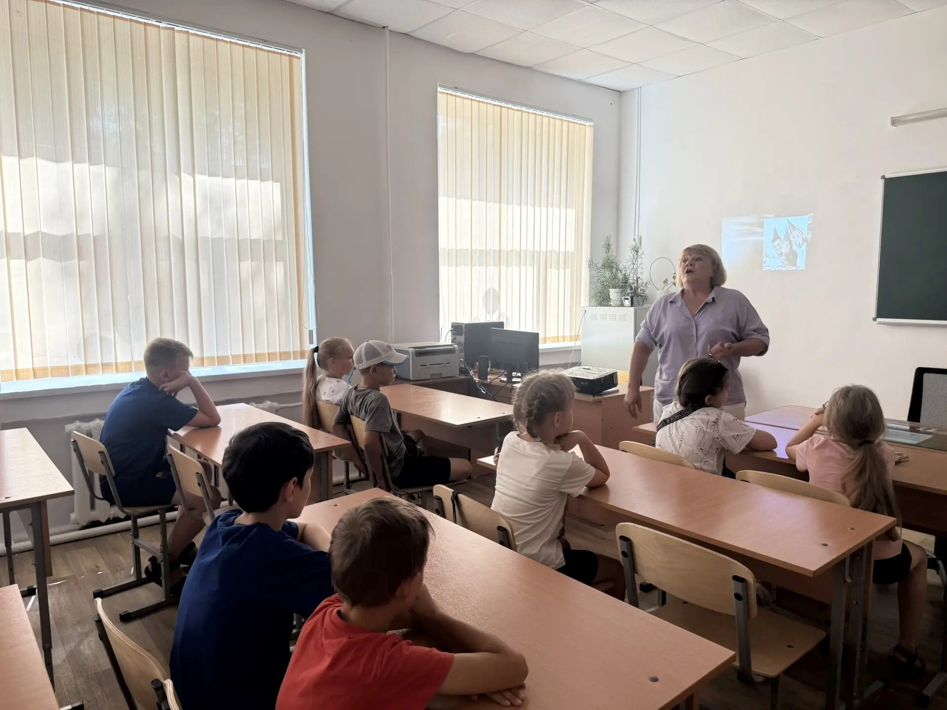 «Истории мужества: как люди спасали и помогали».